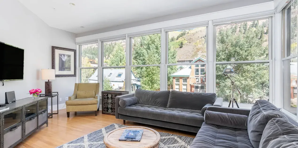 featured telluride pacific place trigger