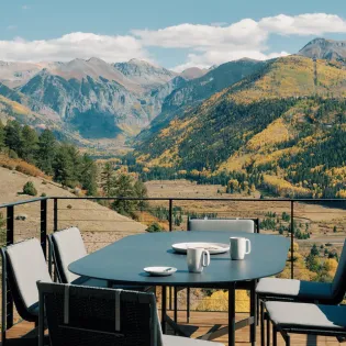  telluride the lookout patio view