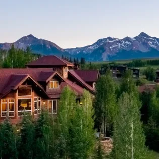 telluride snowdrift chalet exterior