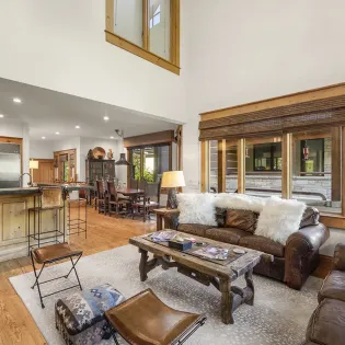 1.0 telemark  b telluride living room