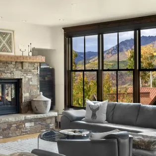 1.0 telluride on trails edge living room