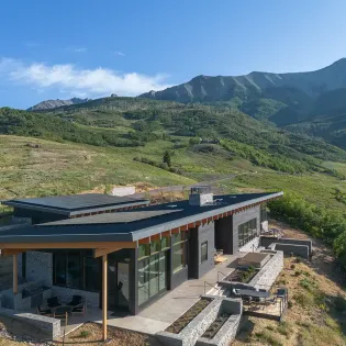 1.0 the lookout telluride drone6 side