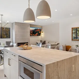 1.01 telluride seven summits kitchen