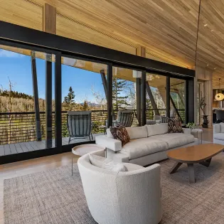 1.05 telluride monteluce living room