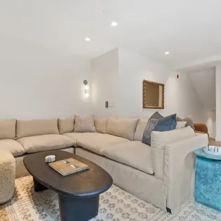 1.10 telluride seven summits living room