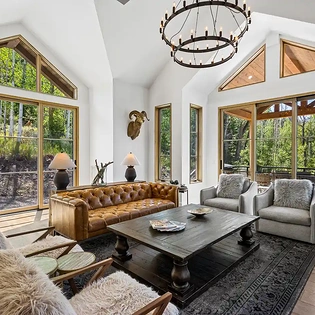 1.3 sunshine valley telluride living room2