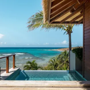 1.4 bali beach hot tub 4