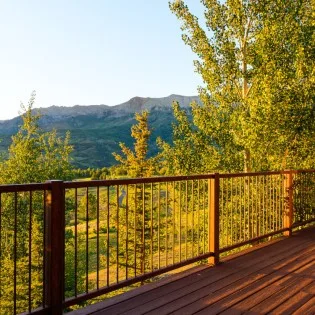 telluride snowdrift chalet living room deck