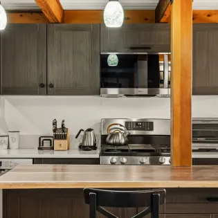 1.7 telluride town charm kitchen tight
