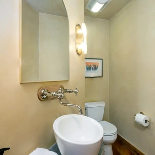 10.0 solstice ridge telluride powder room