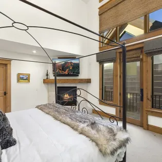 10.0 telemark b telluride master   bedroom
