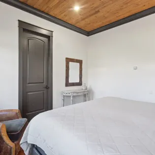 10.01 telluride knolltop retreat guest suite two