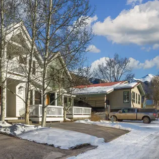 10.01 telluride south pacific townhouse exterior