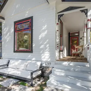11.0 magic on main telluride exterior front