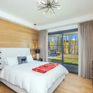 11.0 telluride the summit guest suite two