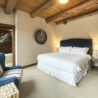11.02 telluride alpen ridge first floor guest room 1 a