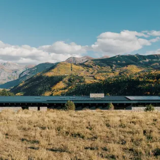 11.03 telluride the lookout exterior 