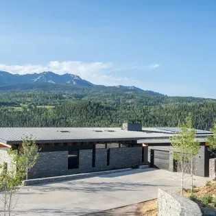 11.1 the lookout telluride exterior front view1