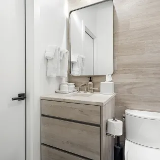 11.5 first chair oak telluride suite bath3 5