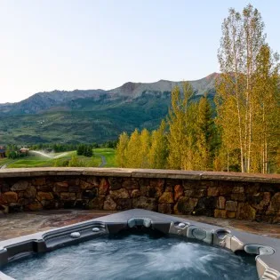 telluride snowdrift chalet hot tub