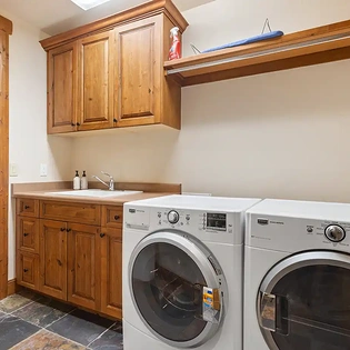 12 tristant 115 mountain village laundry