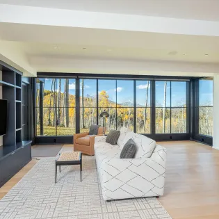 12.0 telluride the summit downstair living room