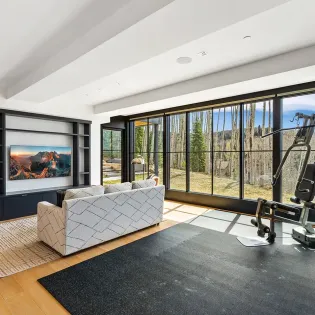 12.001 tellruide the summit gym 