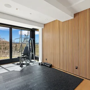 12.002 tellruide the summit gym 