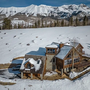 12.02 solstice ridge telluride exterior drone winter3