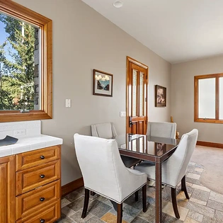 12.03 telluride gold hill caretaker unit dining1