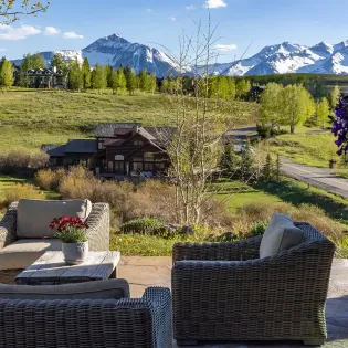 13.01 telluride knolltop retreat patio