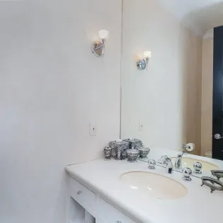 13.01 telluride saison cinq guest two bath