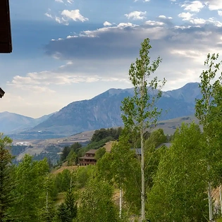 13.2 between the peaks mountain village exterior view