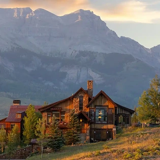14.1 between the peaks mountain village exterior 431