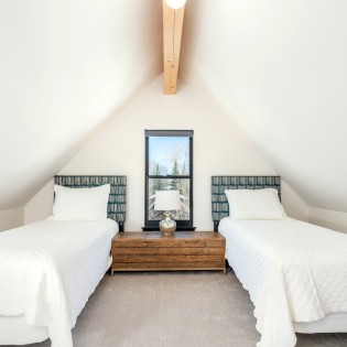 Telluride Telluride s Peak Split king Bedroom