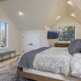mountain village overlook haus guest bedroom