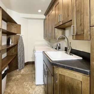 16.01 telluride alpen ridge lower level laundry room 1