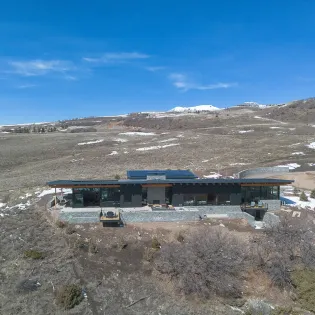 16.04 exteriors the lookout   3 