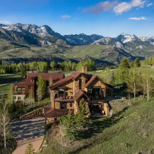 19.01 telluride knolltop retreat exterior