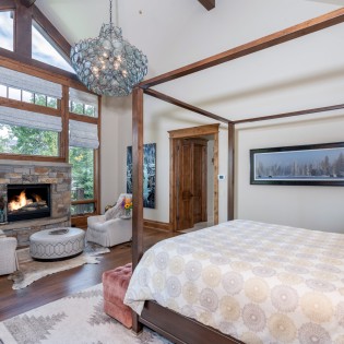 mountain village pinnacle master bedroom