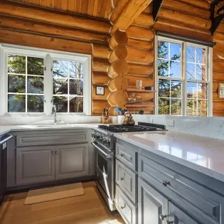 2.01 telluride sunlit snow