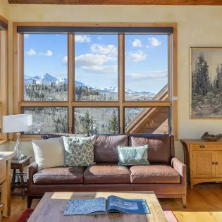 2.02 telluride solstice living room