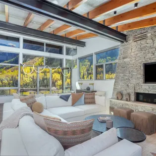 2.03 telluride brial veil retreat living room