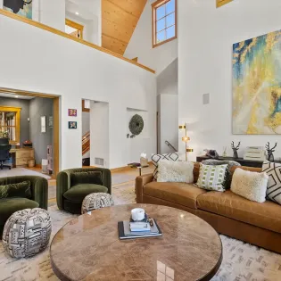 2.04 telluride golden knoll living room 