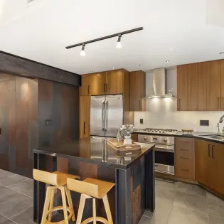 2.04 telluride ore light loft kitchen 