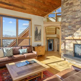 2.05 telluride solstice living room