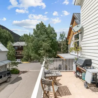 2.07 first light telluride living room deck3