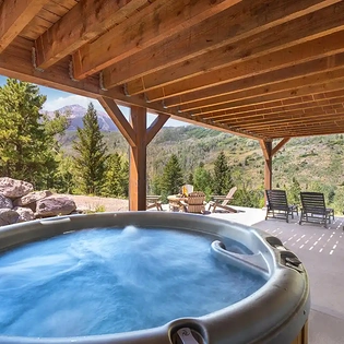 2.09 sunshine valley telluride firepit hot tub area3