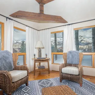 2.2 mountain village vacation rental satisfaction living room2