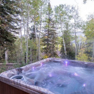 alpenglow mountain village vacation rental hot tub